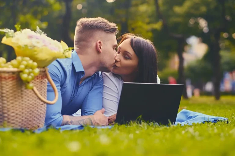 The Honest Truth About Paid Hookup Sites in 2026