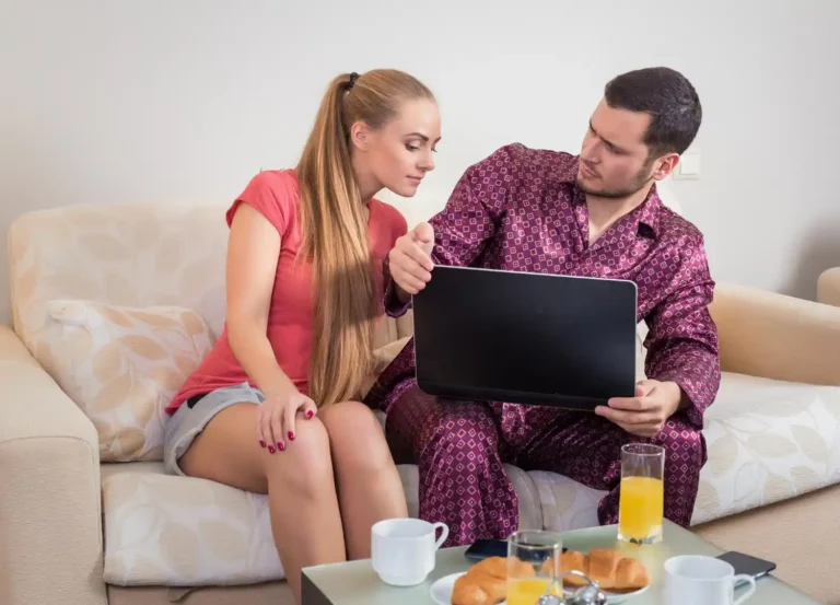 Where Adults Over 30 Actually Find Real Connections Now